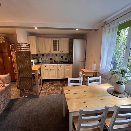 The Annexe - 10 Howards Croft Mile End 외부 사진